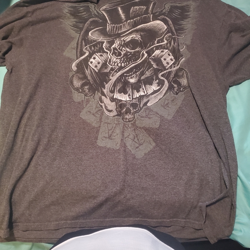 Skull shirt